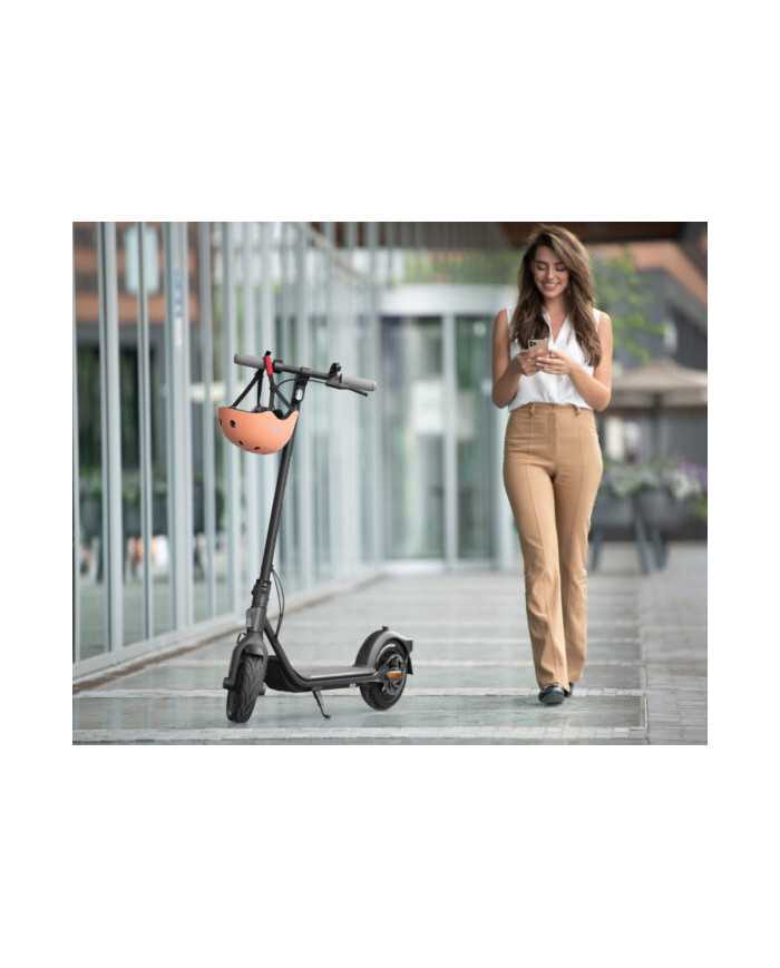 Patinete-eléctrico-Ninebot-F25E-II-conectividad