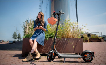 Accesorios para desplazarse en patinete eléctrico con seguridad  Accesorios para desplazarse en patinete eléctrico con seguridad