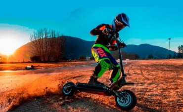 Dualtron Victor: La Evolución del Patinete Eléctrico en Todos sus Modelos Dualtron Victor: La Evolución del Patinete Eléctrico en Todos sus Modelos